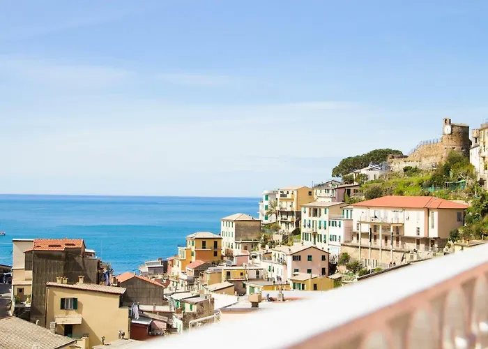 Live In The Heart Of 5 Terre
